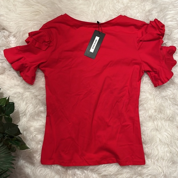 NWT. Sequin and Tassel LOVE shirt. Boutique bought in Spain. SM - Picture 4 of 4